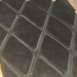 菱形块橡胶板 三河长城橡胶的专业制造与应用