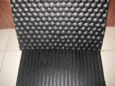 定制牛栏垫专业制造商 三河长城橡胶满足客户多样化需求